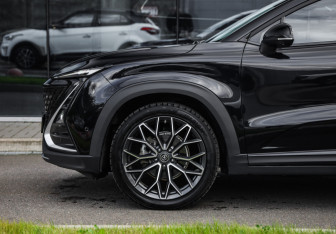 Подержанный автомобиль Changan UNI-T 2024 года (10 фото)