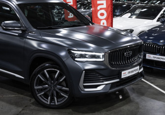 Подержанный автомобиль Geely Monjaro 2024 года (8 фото)