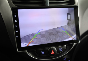 Подержанный автомобиль Hyundai Solaris Sedan 2015 года (14 фото)