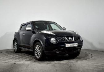 Подержанный автомобиль Nissan Juke 2011 года (3 фото)