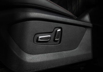 Подержанный автомобиль JAC T9 2024 года (21 фото)