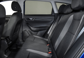 Подержанный автомобиль Skoda Karoq 2020 года (12 фото)