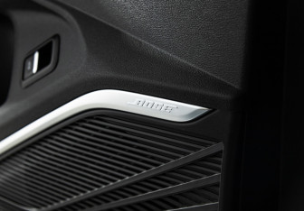 Подержанный автомобиль Geely Monjaro 2023 года (18 фото)