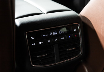 Подержанный автомобиль Mazda CX-9 2019 года (23 фото)