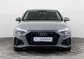 Подержанный автомобиль Audi A4 Sedan 2021 года (2 фото)