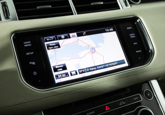 Подержанный автомобиль Land Rover Range Rover Sport 2014 года (20 фото)