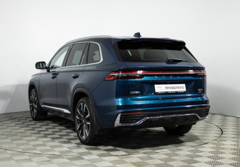 Подержанный автомобиль Geely Monjaro 2023 года (7 фото)