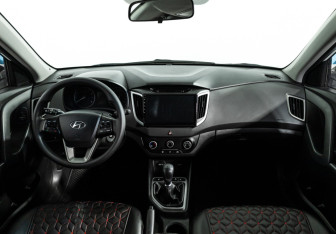 Подержанный автомобиль Hyundai Creta 2017 года (13 фото)