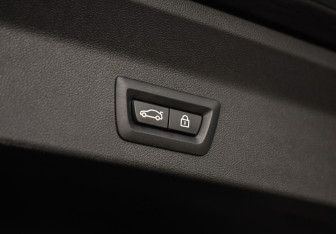 Подержанный автомобиль BMW X3 2021 года (36 фото)