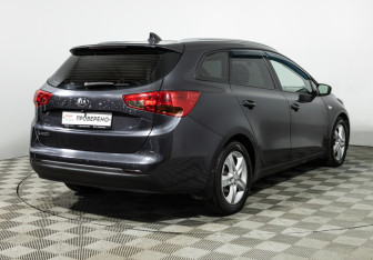 Подержанный автомобиль Kia Ceed Wagon 2018 года (5 фото)