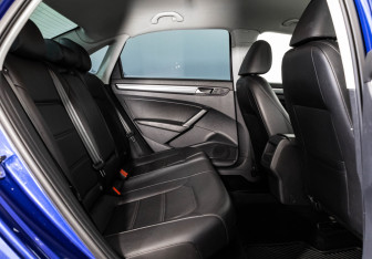 Подержанный автомобиль Volkswagen Passat Sedan 2017 года (26 фото)