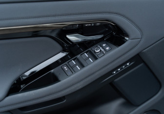 Новый Land Rover Range Rover Evoque 2025 (15 фото)