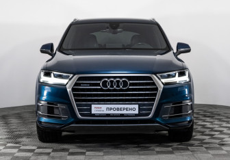 Подержанный автомобиль Audi Q7 2018 года (3 фото)
