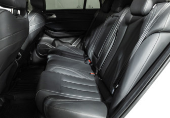 Подержанный автомобиль Omoda S5 2023 года (10 фото)