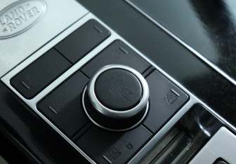 Подержанный автомобиль Land Rover Range Rover 2019 года (18 фото)