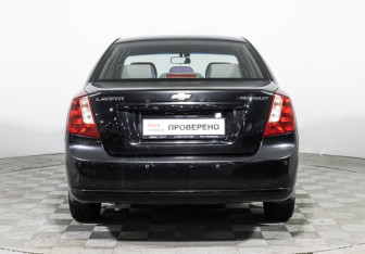 Подержанный автомобиль Chevrolet Lacetti Sedan 2010 года (6 фото)