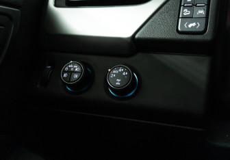 Подержанный автомобиль Chevrolet Tahoe 2016 года (21 фото)