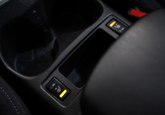 Подержанный автомобиль Nissan X-Trail 2016 года (17 фото)