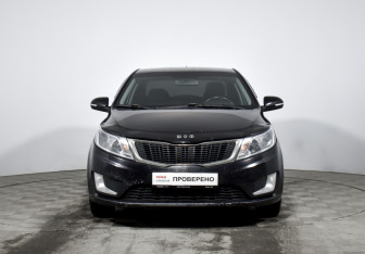 Подержанный автомобиль Kia Rio Sedan 2013 года (2 фото)