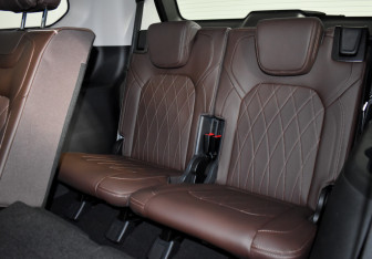 Подержанный автомобиль Exeed VX 2023 года (14 фото)