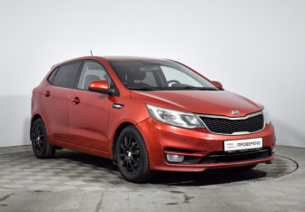 Подержанный автомобиль Kia Rio Hatchback 2016 года (3 фото)