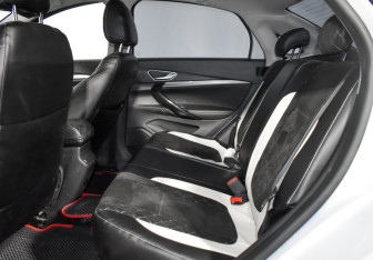 Подержанный автомобиль LADA (ВАЗ) Vesta Sedan 2023 года (15 фото)