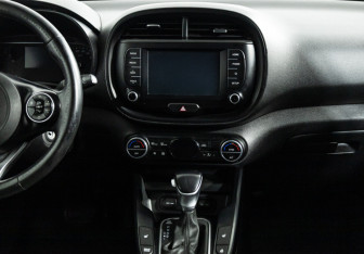 Подержанный автомобиль Kia Soul 2020 года (14 фото)