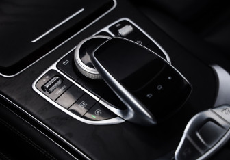 Подержанный автомобиль Mercedes-Benz GLC Coupe 2016 года (18 фото)