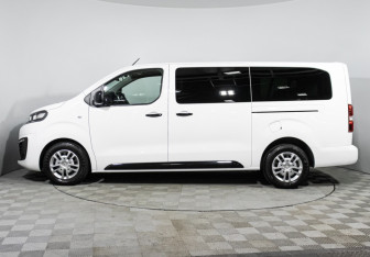 Подержанный автомобиль Citroen SpaceTourer 2020 года (8 фото)