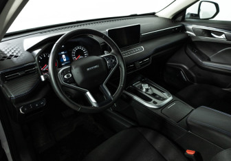 Подержанный автомобиль Haval Jolion 2023 года (11 фото)