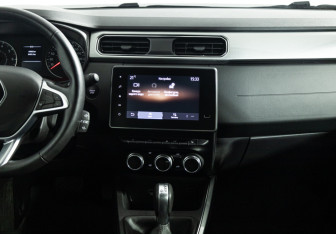 Подержанный автомобиль Renault Arkana 2021 года (14 фото)