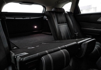 Подержанный автомобиль Land Rover Range Rover Velar 2018 года (28 фото)