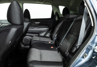 Подержанный автомобиль Nissan X-Trail 2018 года (10 фото)