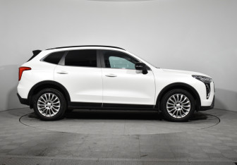 Подержанный автомобиль Haval Jolion 2024 года (4 фото)