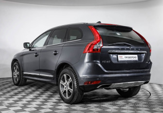 Подержанный автомобиль Volvo XC60 2013 года (7 фото)