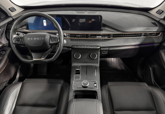 Подержанный автомобиль Exeed LX 2023 года (13 фото)