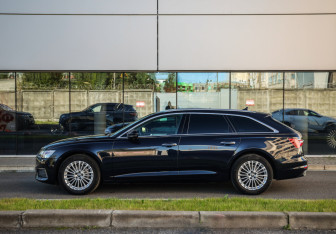 Подержанный автомобиль Audi A6 Wagon 2019 года (9 фото)