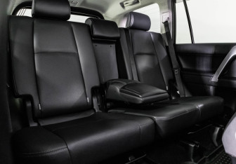 Подержанный автомобиль Toyota Land Cruiser Prado 2021 года (32 фото)