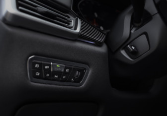 Подержанный автомобиль BMW X6 2020 года (25 фото)