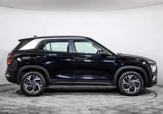 Подержанный автомобиль Hyundai Creta 2021 года (4 фото)