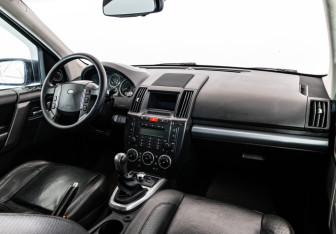 Подержанный автомобиль Land Rover Freelander 2007 года (9 фото)