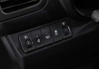 Подержанный автомобиль Kia Rio Sedan 2013 года (18 фото)