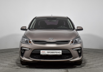 Подержанный автомобиль Kia Rio Sedan 2017 года (2 фото)