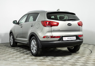 Подержанный автомобиль Kia Sportage 2014 года (7 фото)