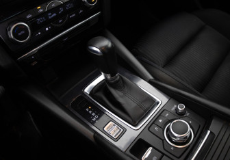 Подержанный автомобиль Mazda 6 Sedan 2016 года (12 фото)