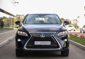 Подержанный автомобиль Lexus RX 2017 года (4 фото)