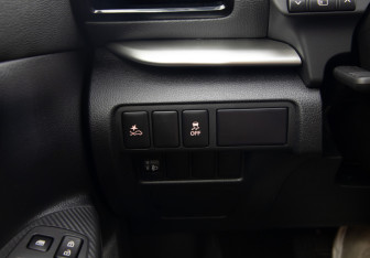 Подержанный автомобиль Mitsubishi Eclipse Cross 2021 года (22 фото)
