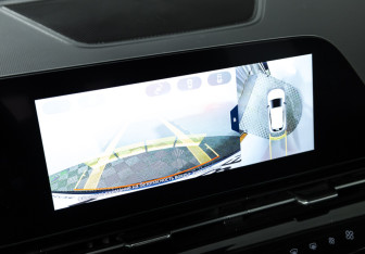 Подержанный автомобиль Omoda C5 2024 года (17 фото)