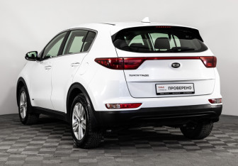 Подержанный автомобиль Kia Sportage 2018 года (7 фото)