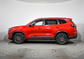Подержанный автомобиль Chery Tiggo 8 Pro Max 2023 года (8 фото)